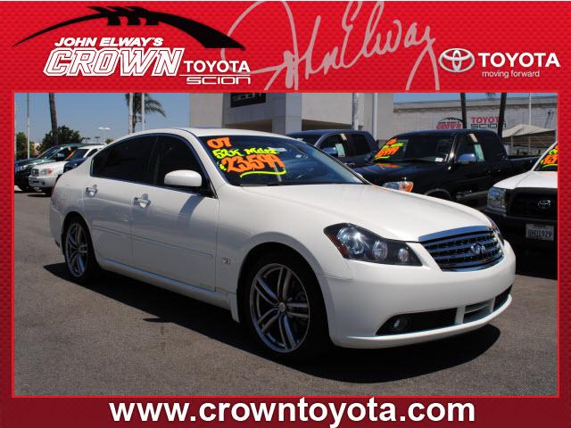 Photo of 2007 Infiniti M45