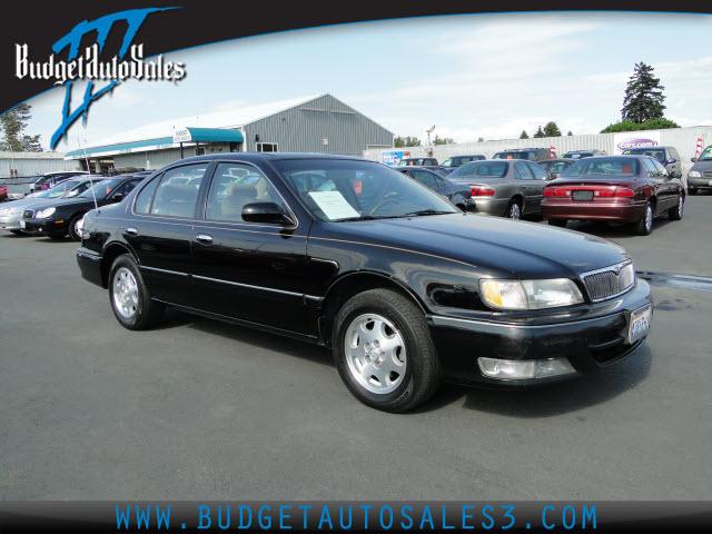 Photo of 1999 Infiniti I30