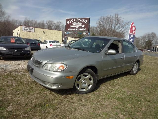 Photo of 2001 Infiniti I30