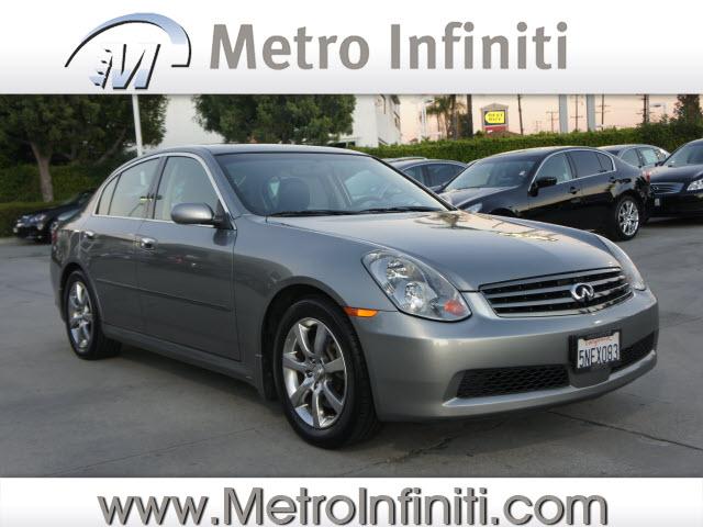 Photo of 2005 Infiniti G35
