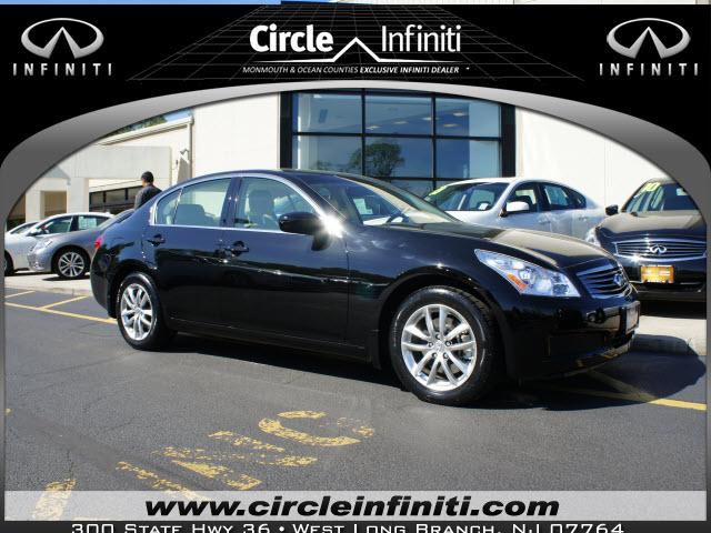 Photo of 2009 Infiniti G37 Sedan