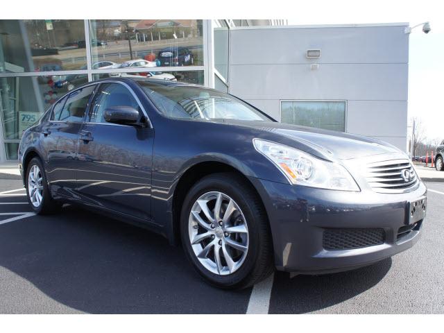 Photo of 2009 Infiniti G37 Sedan