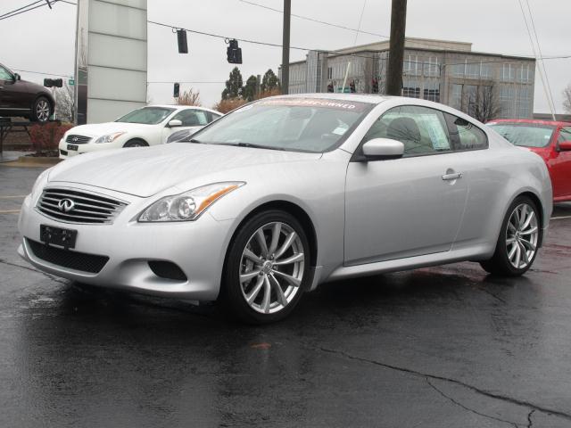 Photo of 2008 Infiniti G37 Coupe