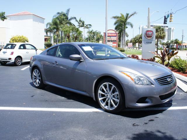 Photo of 2009 Infiniti G37 Coupe