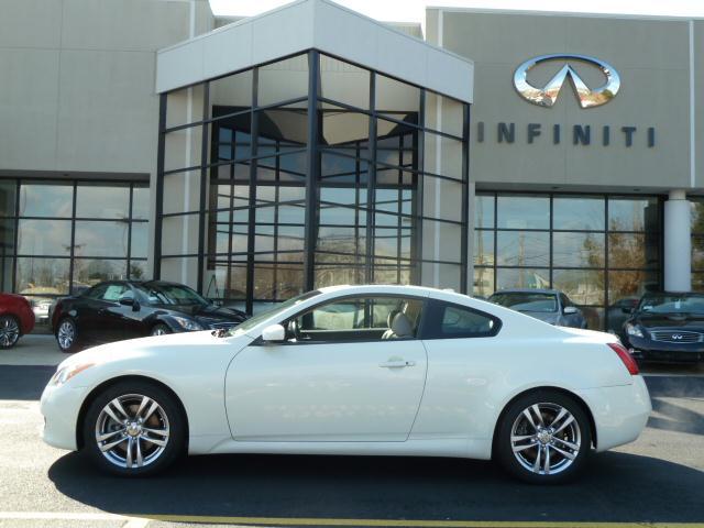 Photo of 2008 Infiniti G37 Coupe