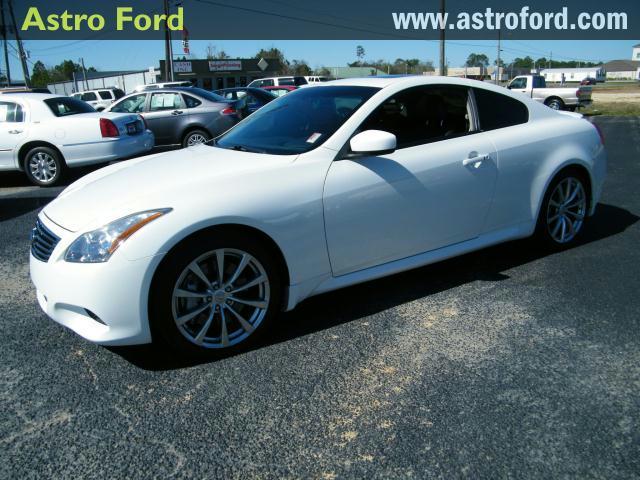 Photo of 2009 Infiniti G37 Coupe
