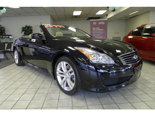 Photo of 2009 Infiniti G37 Convertible