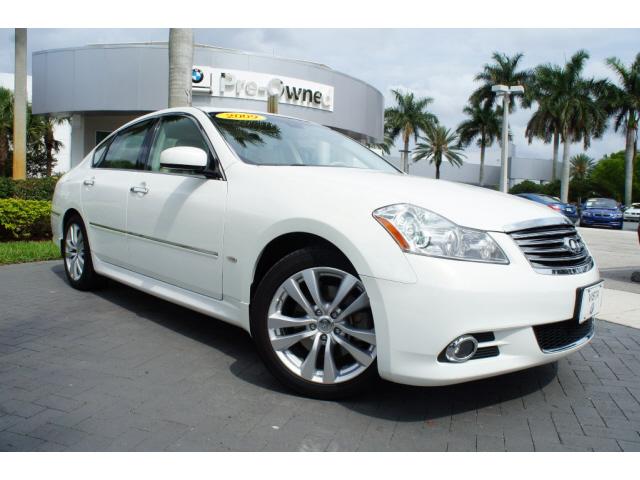 Photo of 2009 Infiniti M35