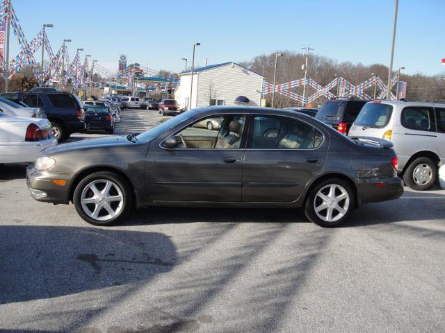 Photo of 2002 Infiniti I35