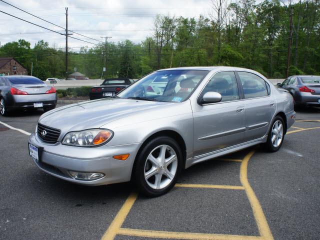 Photo of 2004 Infiniti I35