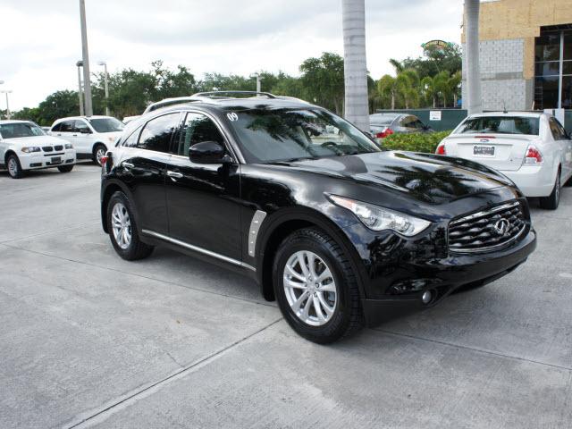 Photo of 2009 Infiniti FX35