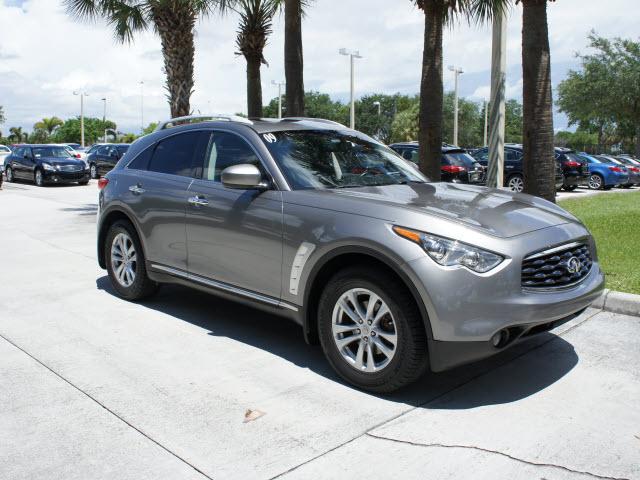 Photo of 2009 Infiniti FX35