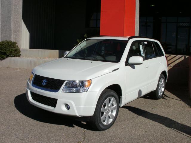 Photo of 2012 Suzuki Grand Vitara
