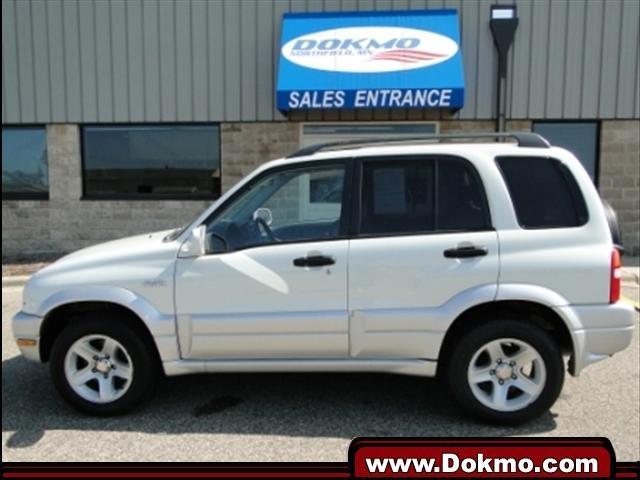 Photo of 2003 Suzuki Grand Vitara