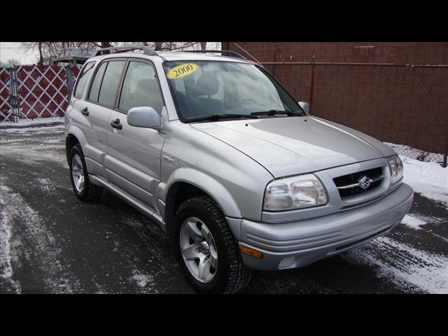 Photo of 2000 Suzuki Grand Vitara