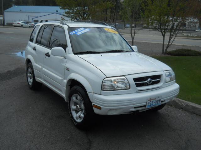 Photo of 1999 Suzuki Grand Vitara