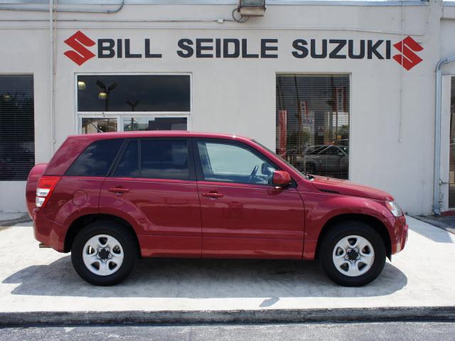 Photo of 2011 Suzuki Grand Vitara
