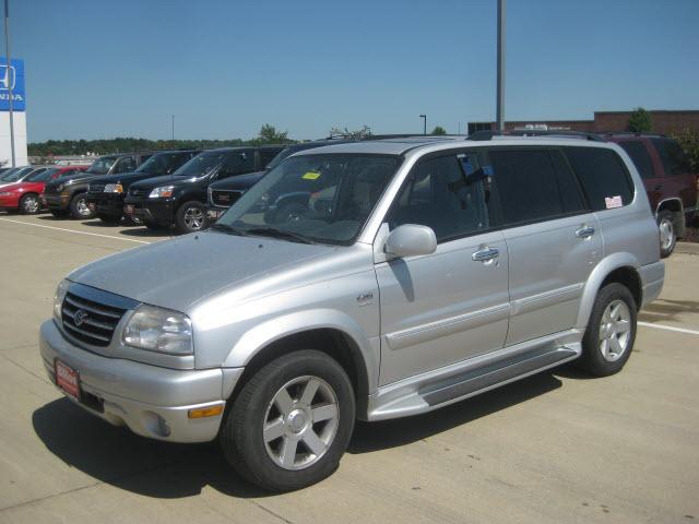 Photo of 2003 Suzuki XL7