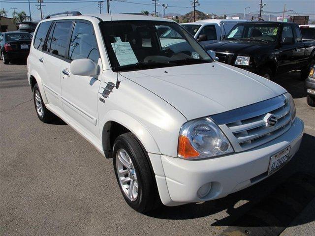 Photo of 2005 Suzuki XL7