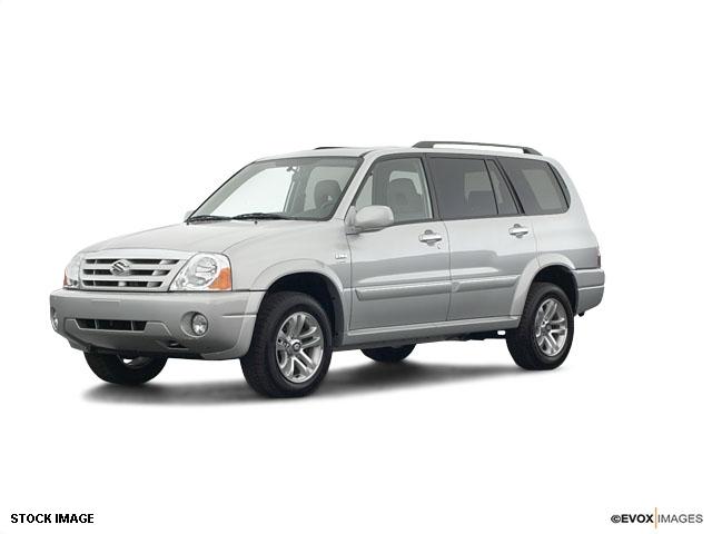 Photo of 2004 Suzuki XL7