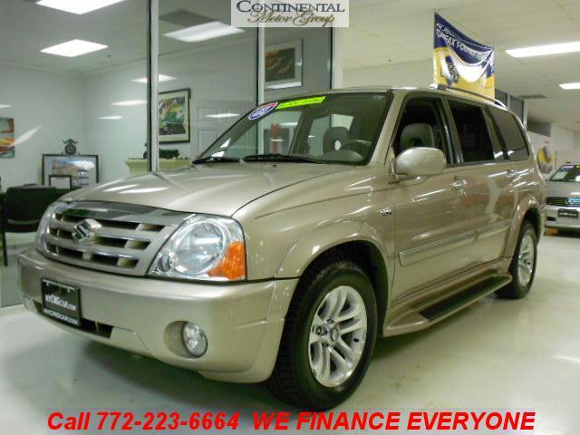 Photo of 2004 Suzuki XL-7