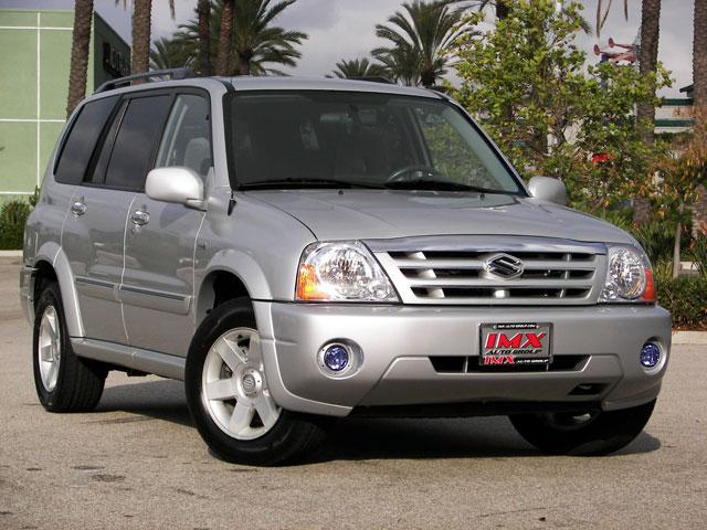 Photo of 2005 Suzuki XL7