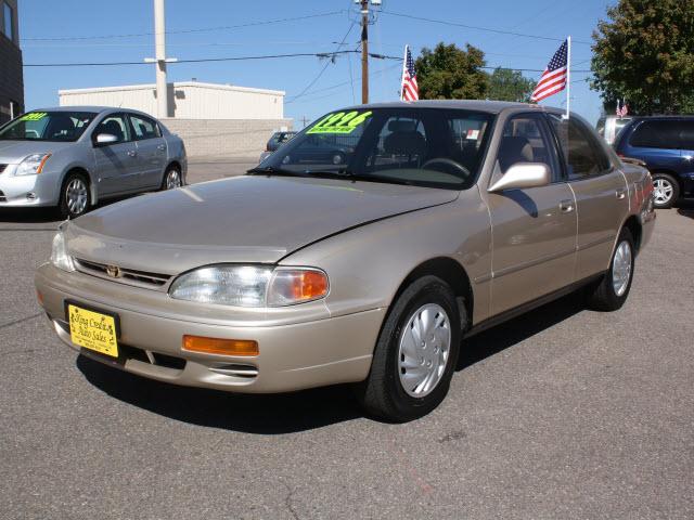 Photo of 1996 Toyota Camry