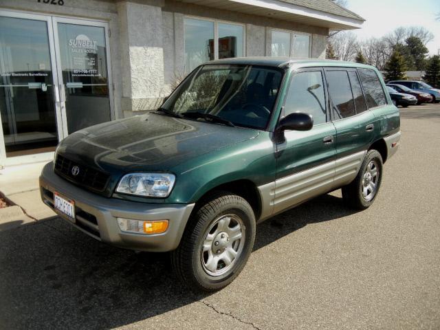 Photo of 2000 Toyota RAV4