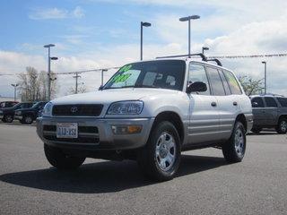 Photo of 2000 Toyota RAV4