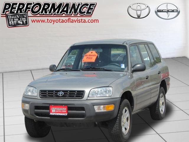 Photo of 1999 Toyota RAV4