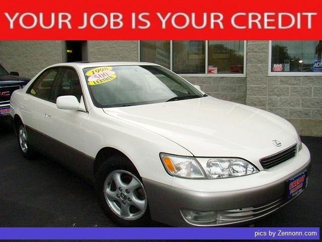 Photo of 1997 Lexus ES300 Chicago Illinois
