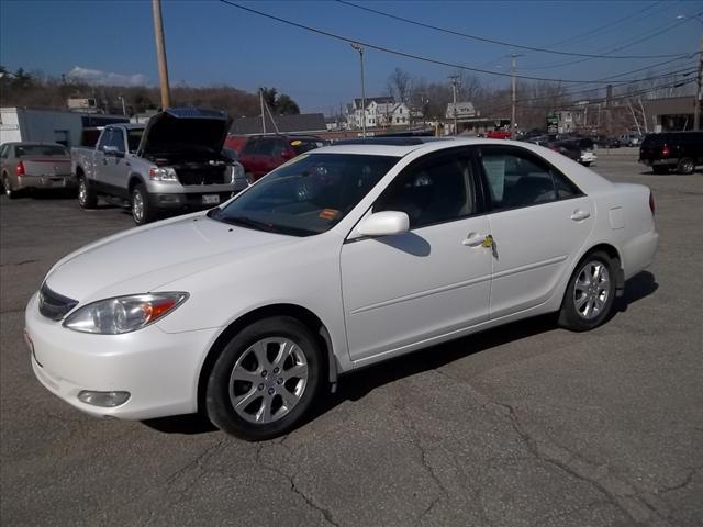 Photo of 2004 Toyota Camry