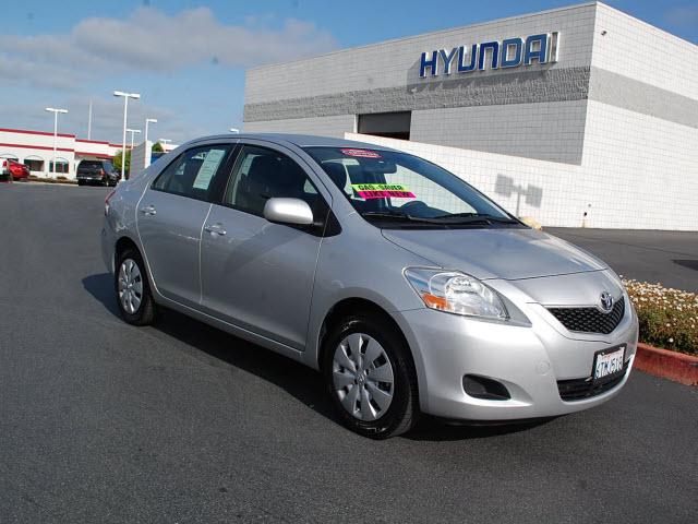 Photo of 2012 Toyota Yaris