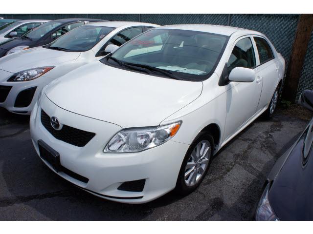 Photo of 2010 Toyota Corolla
