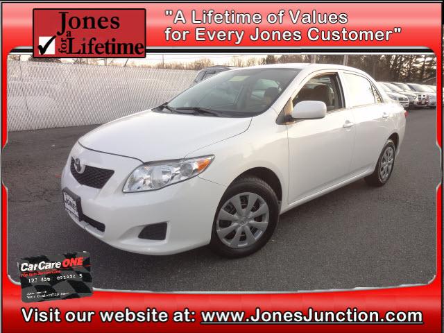 Photo of 2010 Toyota Corolla
