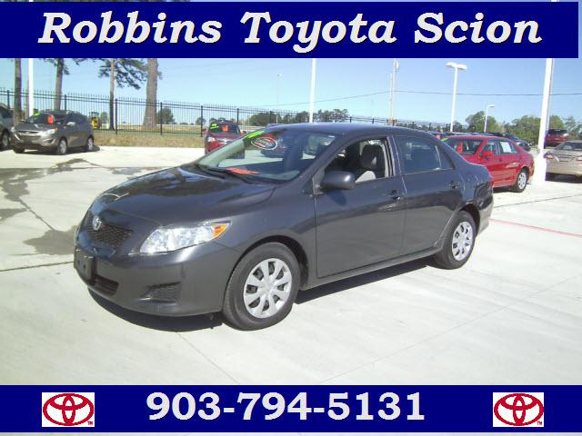 Photo of 2010 Toyota Corolla