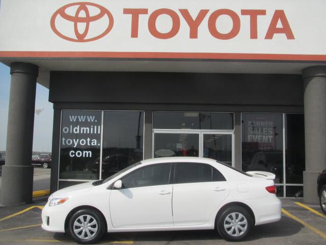 Photo of 2011 Toyota Corolla