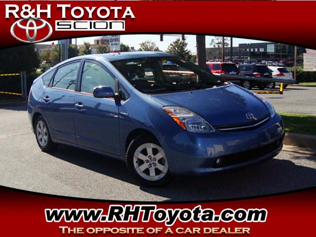 Photo of 2006 Toyota Prius