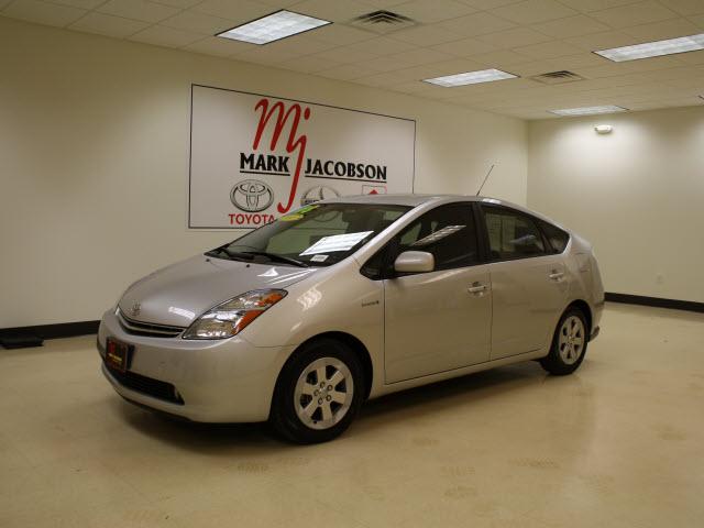 Photo of 2004 Toyota Prius