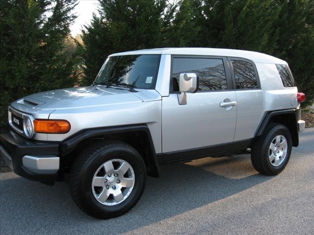 Photo of 2007 Toyota FJ Cruiser