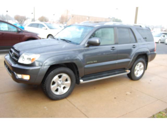 Photo of 2004 Toyota 4Runner