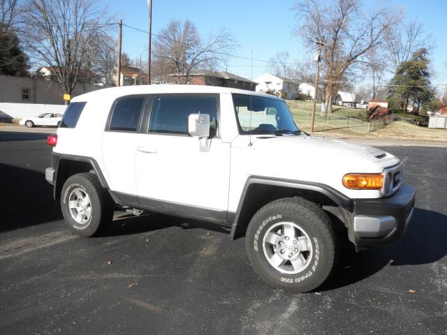 Photo of 2010 Toyota FJ Cruiser