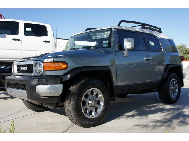 Photo of 2012 Toyota FJ Cruiser