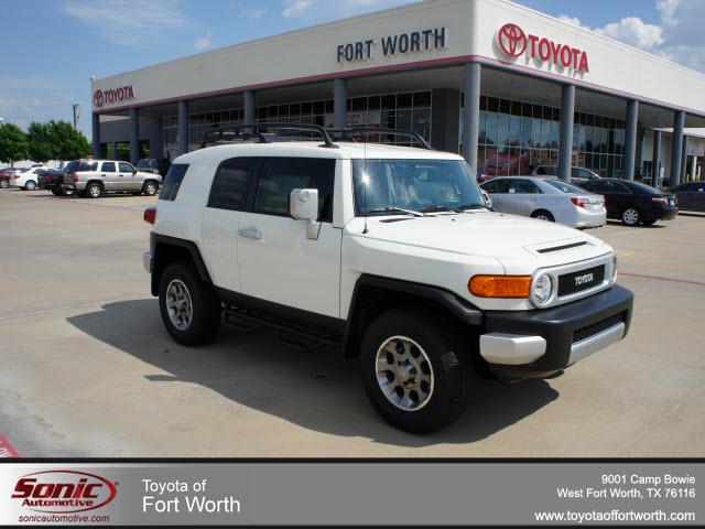Photo of 2012 Toyota FJ Cruiser