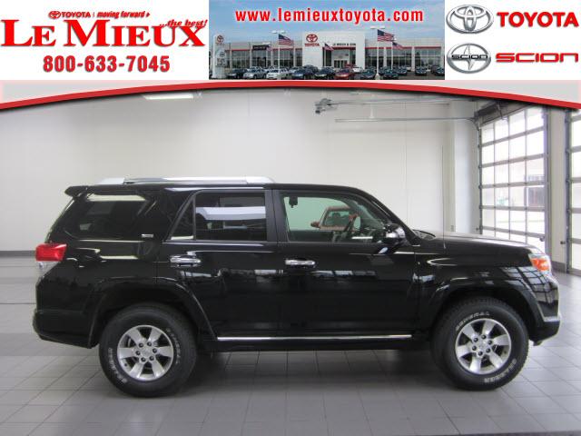 Photo of 2011 Toyota 4Runner