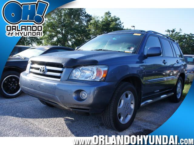 Photo of 2004 Toyota Highlander