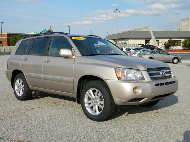 Photo of 2006 Toyota Highlander Hybrid