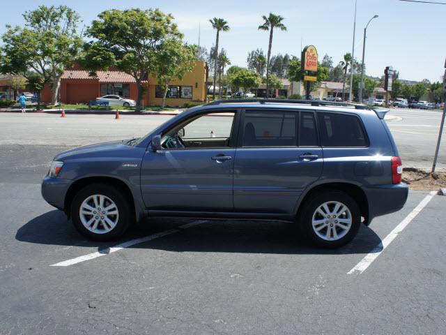 Photo of 2006 Toyota Highlander Hybrid