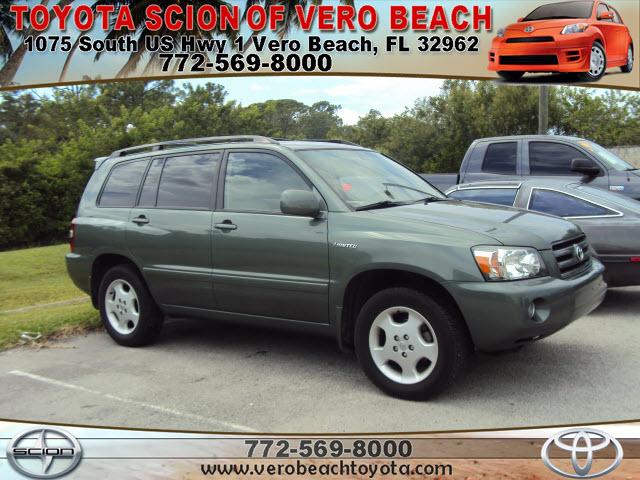Photo of 2005 Toyota Highlander