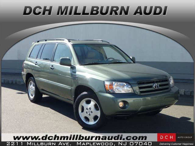 Photo of 2004 Toyota Highlander